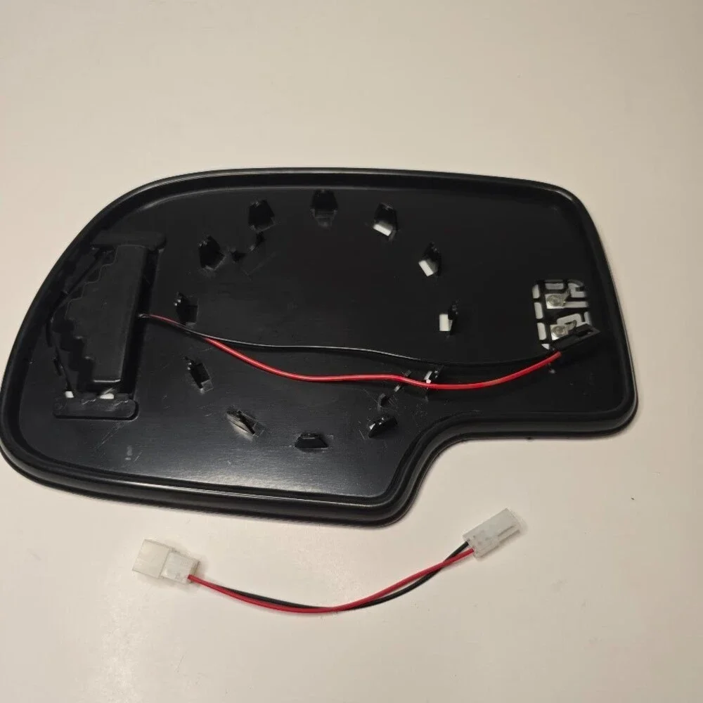 Passenger Side Heated Mirror Glass Compatible with 2003-2007 Chevy Silverado